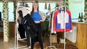 In ENGLISH | Try on sport Sweatshirts #2