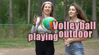 playing Volleyball outdoor in sportsbra | Anya P. life and Marilyn Moran