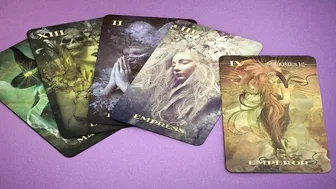 Stunning Fantasy Models in Exquisite Tarot and Poker Decks #4