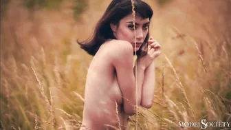 "The less clothing I wear the more creative I feel." Nude Art Model Rebecca Tun #7