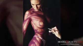 Airbrush body photos with nude models. Learn body art by David Bollt #5