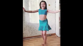 #bellydance perfect baby girl belly dance short video