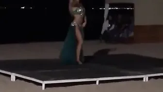 #bellydance - Dubai dosert dancing, arabic belly dance show #6