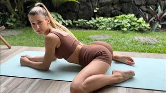 FLEXIBILITY YOGA STRETCHING