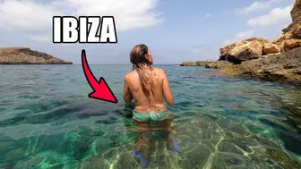 Cala Llossar | Ibiza (España) [4K]