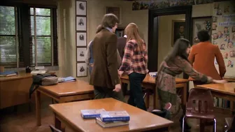 Implied Nudity - That '70s Show: S4E20 #8