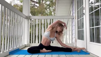 RAINY DAY YOGA #2