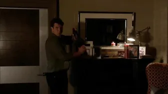 Implied Nudity - Castle S7E3 #4