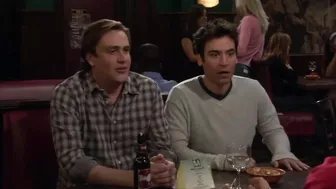 Implied Nudity - How I met your Mother S4E9 #6