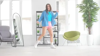 Edamame bbno | Shuffling Dance | Shuffle Girl | Cutting Shape Dance | Girl in Shorts #6