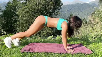 Stretching Exercises by Valeria7K. Yoga Streamer. #4