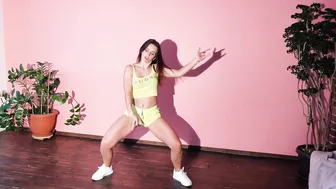 4K Dance Video | Girl in Shorts Dress #2