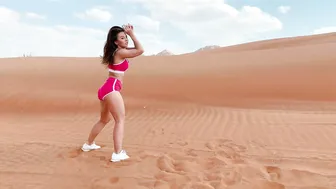 Super Dance in the Desert | Beautiful Video from Dubai #9