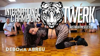 AUSTRALIAN TWERK CHAMPIONS | DEBORA ABREU TWERK IN HEELS CLASS | SO PRETTY - REYANNA MARIA #1