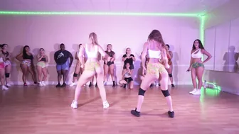 Elle Twerk - Debii Works Choreo #4