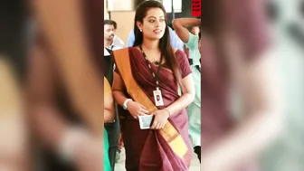 Actress REMYA PANICKER's New Year Celebration | Dum Dum Dum #remyapanicker #remyapanickar #actress #2