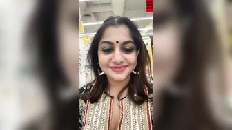 Actress MEERA NANDAN's Live video for Followers | Dum Dum Dum #meeranandan #malluactress #actress #7