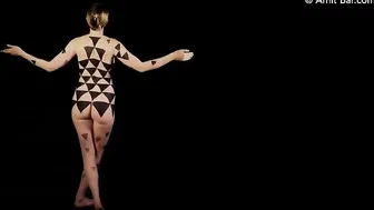 Art video: Annet's triangles by Amit Bar #10