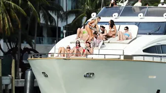 Spring Break NEVER STOPS in Miami | Miami River Boats | Boat Zone #10