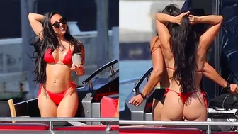DEVIL Wears Red!! Boat Zone Miami