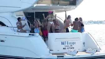 It's Getting HOT at the Haulover Sandbar in Miami | Boat Zone Miami #3