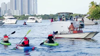 FUN on MIAMI BEACH SANDBAR !! Boat Zone Miami #10