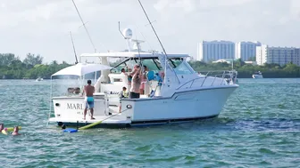 FUN on MIAMI BEACH SANDBAR !! Boat Zone Miami #8