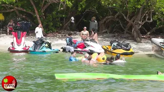 PERF3CT BL0NDE STEALS THE SHOW AT HAULOVER INLET SANDBAR | BOAT ZONE MIAMI #10