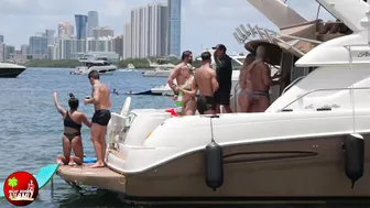 PERF3CT BL0NDE STEALS THE SHOW AT HAULOVER INLET SANDBAR | BOAT ZONE MIAMI #8