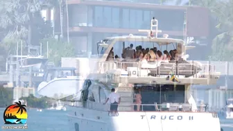 MIAMI IS THE WILDEST CITY TO PARTY - BOAT ZONE MIAMI #10