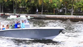 GIRLS LOVE BOATS - RIGHT OR WRONG? ! BOAT ZONE MIAMI #7