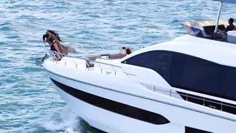 ONLY IN MIAMI YOU SEE THIS | MIA BOATING TO ANOTHER LEVEL (BONUS CLIP) @BoatZoneMiami #4