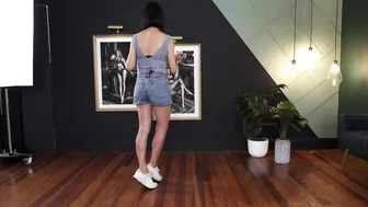 Posing Legs in Standing Position | Posing Tips #7