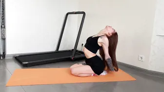 FLEXIBLE GIRL. SPLIT STRETCH. STRETCHING WORKOUT. GYMNASTIC FLEX. CONTORTION YOGA. YOGA ART #8