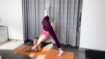 CONTORTION WORKOUT. SPLITS STRETCH. FLEXIBLE GIRL. STRETCHING WORKOUT. GYMNASTIC FLEX. YOGA ART №2 #2