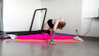 CONTORTION CHALLENGE. FLEXIBLE GIRL. GYMNASTICS FLEX. YOGA ART. STRETCHING ROUTINE. STRETCH SPLITS #6