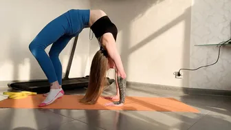 FLEXIBILITY STRETCHES. STRETCHING WORKOUT. YOGA ART. GYMNASTICS FLEX. RUBBER GIRL. CONTORTION YOGA #10