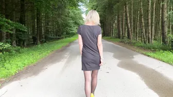 Outdoor Public Pantyhose Stockings Halterlose Strümpfe High Heels , ungeschminkt und spontan . #8