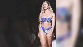 Vertical 4K] Freya | Curve Collective Fashion Show | Miami Swim Week2023 | Paraiso Miami Beach #2