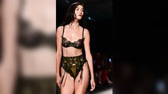 Vertical 4K] ATELIER AMOUR |Curve Collective Fashion Show|Miami Swim Week2023/24|Paraiso Miami Beach #6