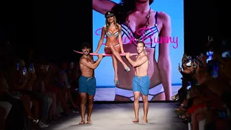 4K 60P ] Beach Bunny Swimwear Fashion Show EP-1|Miami Swim Week 23/24 | Paraiso Miami Beach #3