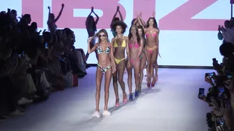 4K] Beach Bunny Swimwear EP-3/2022 Miami Swim Week/Paraiso Miami Beach #10