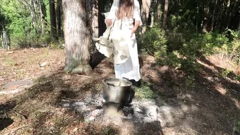 Foraging For Natural Dyes In The Australian Bush! Dyeing My Clothes In Nature #9