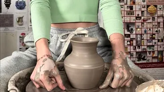 Throwing a Vase