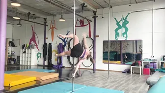 Pole tricks #9