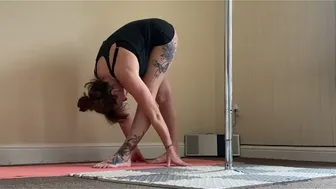 4 daily stretches #1