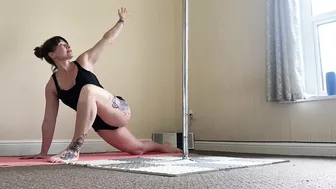 4 daily stretches #2