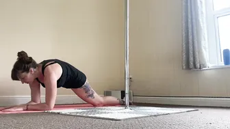 4 daily stretches #3