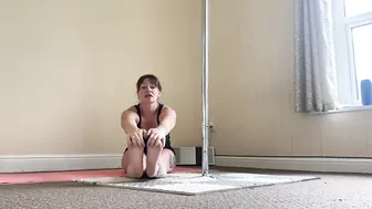 4 daily stretches #5