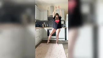 Kitchen balance yoga #4